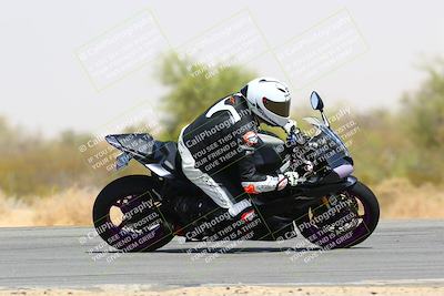 media/Mar-28-2022-Superbike Trackdays (Mon) [[b8603d0f67]]/Advanced Group (1pm-130pm)/Turn 9/